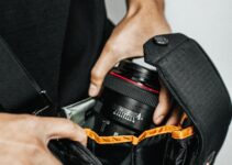 What camera bag does peter lik use?